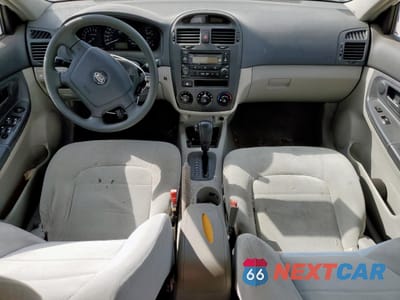 Zdjęcie 8 z 12 samochodu: 2005 KIA SPECTRA LX VIN:KNAFE121655120996 - miniatura