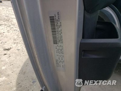 Zdjęcie 14 z 14 samochodu: 2018 RAM PROMASTER 1500 1500 STANDARD VIN:3C6TRVNG3JE118615 - miniatura