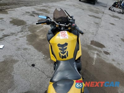 Zdjęcie 6 z 8 samochodu: 2009 YAMAHA FZ6 R VIN:JYARJ18Y89A000044 - miniatura