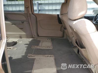 Zdjęcie 12 z 14 samochodu: 2007 HYUNDAI ENTOURAGE GLS VIN:KNDMC233076028706 - miniatura