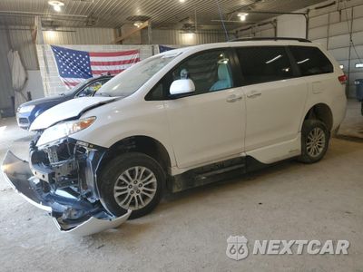 2013 TOYOTA SIENNA XLE 5TDYK3DC9DS388996 - główne zdjęcie licytacji z USA - miniatura