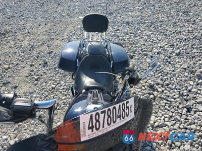 Piąte zdjęcie samochodu w środku: 2019 HARLEY-DAVIDSON FLHX VIN:1HD1KBC10KB618956 - miniatura