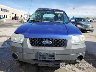 Piąte zdjęcie samochodu w środku: 2005 FORD ESCAPE XLS VIN:1FMCU92Z25KB84124 - miniatura
