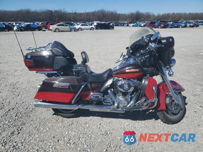 2010 HARLEY-DAVIDSON FLHTK 1HD1KEM18AB648978 - główne zdjęcie licytacji z USA - miniatura