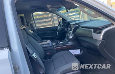 Piąte zdjęcie samochodu w środku: 2016 GMC YUKON XL C VIN:1GKS1FKC4GR126775 - miniatura