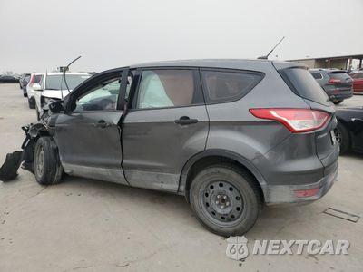 Drugie zdjęcie samochodu z przodu: 2016 FORD ESCAPE S VIN:1FMCU0F70GUC88705 - miniatura