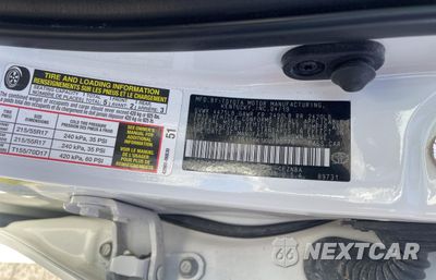 Zdjęcie 10 z 11 samochodu: 2019 TOYOTA CAMRY L VIN:4T1B11HK1KU780776 - miniatura