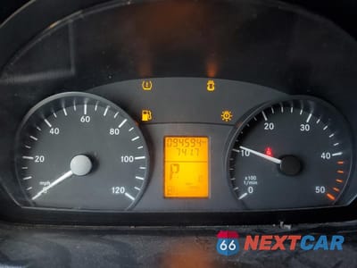 Zdjęcie 9 z 13 samochodu: 2015 MERCEDES-BENZ SPRINTER 2500 VIN:WD4PE8CC9F5989812 - miniatura