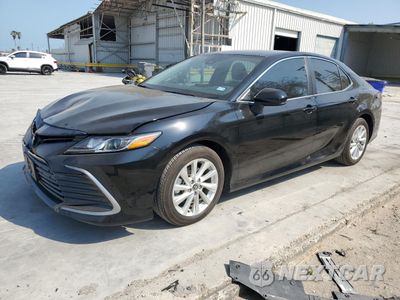2024 TOYOTA CAMRY LE 4T1C11AK4RU258085 - główne zdjęcie licytacji z USA - miniatura