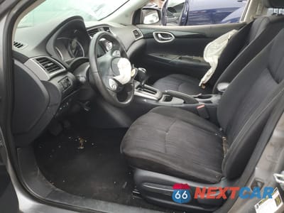 Zdjęcie 7 z 12 samochodu: 2017 NISSAN SENTRA S VIN:3N1AB7AP9HY310980 - miniatura
