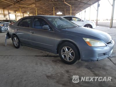 Czwarte zdjęcie samochodu z boku: 2007 HONDA ACCORD EX VIN:1HGCM56737A203666 - miniatura