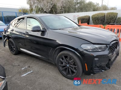 Czwarte zdjęcie samochodu z boku: 2023 BMW X4 XDRIVE30I VIN:5UX33DT0XP9R23775 - miniatura