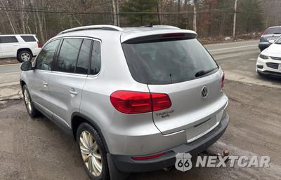 Trzecie zdjęcie samochodu z tyłu: 2012 VOLKSWAGEN TIGUAN S VIN:WVGBV7AX8CW608456 - miniatura