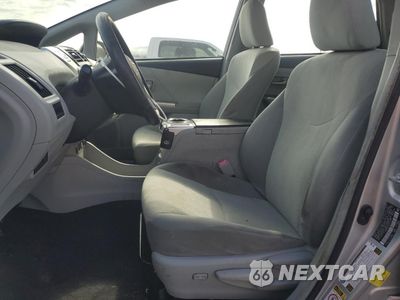 Zdjęcie 7 z 12 samochodu: 2012 TOYOTA PRIUS V VIN:JTDZN3EU7C3176732 - miniatura