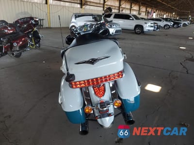 Czwarte zdjęcie samochodu z boku: 2022 KAWASAKI VN1700 B VIN:JKBVNRB17NA025258 - miniatura