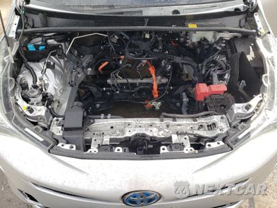 Zdjęcie 12 z 15 samochodu: 2017 TOYOTA PRIUS VIN:JTDKBRFU6H3029594 - miniatura