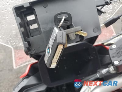 Zdjęcie 8 z 10 samochodu: 2022 BMW F 900 XR VIN:WB10K2306N6G15027 - miniatura