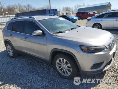 Czwarte zdjęcie samochodu z boku: 2019 JEEP CHEROKEE LATITUDE VIN:1C4PJLCB4KD241100 - miniatura