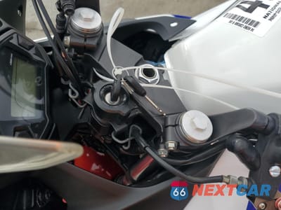 Zdjęcie 8 z 9 samochodu: 2014 HONDA CBR500 R VIN:MLHPC4416E5100255 - miniatura