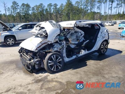 2019 NISSAN KICKS S 3N1CP5CU4KL517802 - główne zdjęcie licytacji z USA - miniatura