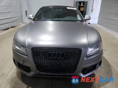 Piąte zdjęcie samochodu w środku: 2009 AUDI S5 QUATTRO VIN:WAURV78TX9A051350 - miniatura