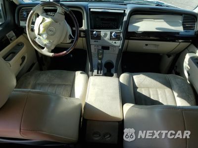 Zdjęcie 8 z 14 samochodu: 2003 LINCOLN AVIATOR VIN:5LMEU68HX3ZJ34661 - miniatura