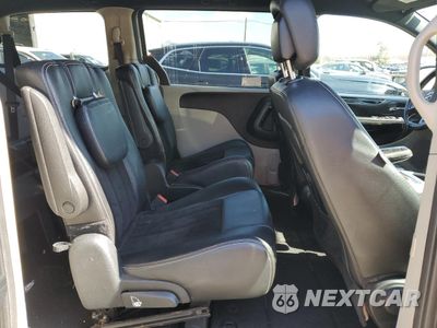 Zdjęcie 11 z 13 samochodu: 2017 DODGE GRAND CARAVAN SXT VIN:2C4RDGCG7HR554117 - miniatura