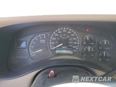Zdjęcie 9 z 15 samochodu: 2002 CHEVROLET SUBURBAN C1500 VIN:1GNEC16Z72J252230 - miniatura