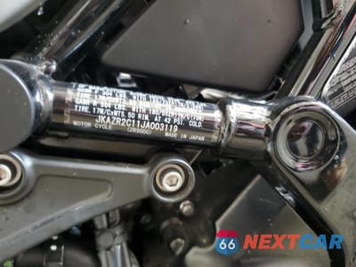 Zdjęcie 9 z 10 samochodu: 2018 KAWASAKI ZR900 R VIN:JKAZR2C11JA003119 - miniatura