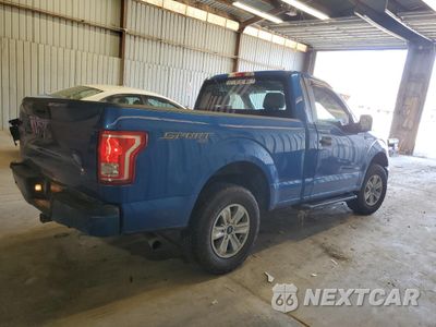 Trzecie zdjęcie samochodu z tyłu: 2016 FORD F150 VIN:1FTMF1EP0GFC14036 - miniatura