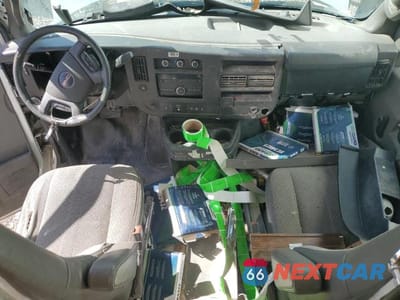 Zdjęcie 8 z 13 samochodu: 2020 GMC SAVANA CUTAWAY G3500 VIN:7GZ37TCG3LN010373 - miniatura