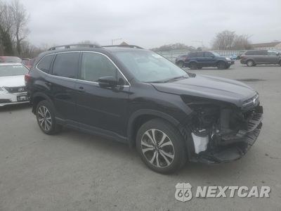 Czwarte zdjęcie samochodu z boku: 2023 SUBARU FORESTER LIMITED VIN:JF2SKAPC9PH470310 - miniatura