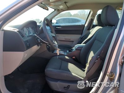 Zdjęcie 7 z 12 samochodu: 2005 CHRYSLER 300 VIN:2C3JA43R15H586508 - miniatura