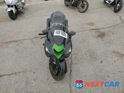 Piąte zdjęcie samochodu w środku: 2009 KAWASAKI ZX1400 C VIN:JKBZXNC129A013642 - miniatura