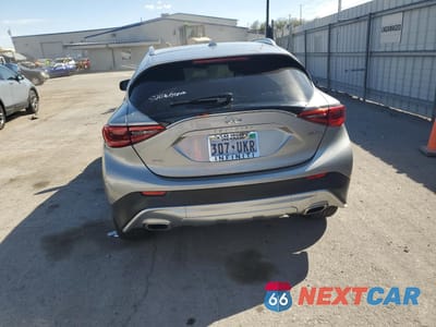 Zdjęcie 6 z 13 samochodu: 2017 INFINITI QX30 BASE VIN:SJKCH5CR8HA033537 - miniatura