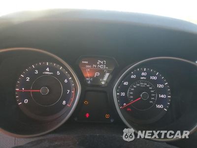 Zdjęcie 9 z 12 samochodu: 2013 HYUNDAI ELANTRA VIN:5NPDH4AE4DH285399 - miniatura