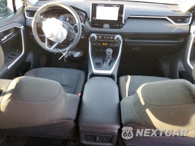 Zdjęcie 8 z 13 samochodu: 2023 TOYOTA RAV4 XLE VIN:2T3W1RFVXPC219974 - miniatura