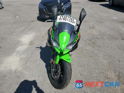 Drugie zdjęcie samochodu z przodu: 2024 KAWASAKI EX650 P VIN:ML5EXEP14RDAB1594 - miniatura