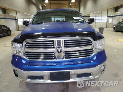 Piąte zdjęcie samochodu w środku: 2015 RAM 1500 SLT VIN:1C6RR6LTXFS501519 - miniatura