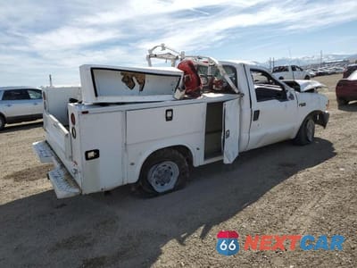 Trzecie zdjęcie samochodu z tyłu: 1999 FORD F250 SUPER DUTY VIN:1FTNF20S8XEA57206 - miniatura