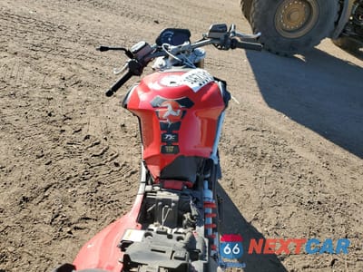 Zdjęcie 6 z 10 samochodu: 2015 APRILIA SHIVER 750 VIN:ZD4RAC01XFS000958 - miniatura