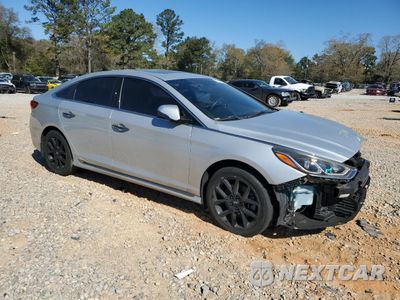 Czwarte zdjęcie samochodu z boku: 2018 HYUNDAI SONATA SPORT VIN:5NPE34AB1JH685103 - miniatura