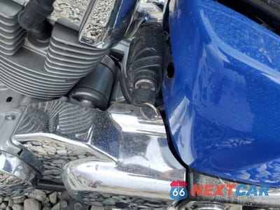 Zdjęcie 8 z 9 samochodu: 2008 HONDA VT750 C2F VIN:JH2RC53498M101978 - miniatura