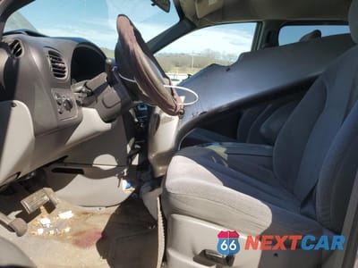 Zdjęcie 7 z 13 samochodu: 2004 DODGE GRAND CARAVAN SE VIN:1D4GP24R94B562085 - miniatura