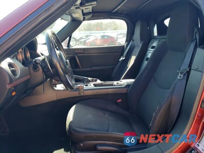 Zdjęcie 7 z 14 samochodu: 2010 MAZDA MX-5 MIATA VIN:JM1NC2EF5A0208026 - miniatura