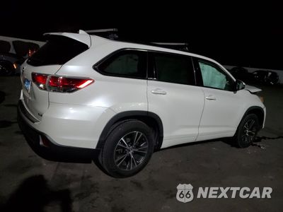 Trzecie zdjęcie samochodu z tyłu: 2016 TOYOTA HIGHLANDER XLE VIN:5TDKKRFHXGS135675 - miniatura