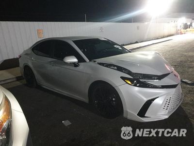 Czwarte zdjęcie samochodu z boku: 2025 TOYOTA CAMRY XSE VIN:4T1DAACK9SU016805 - miniatura