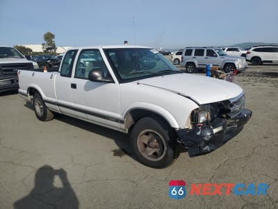 Czwarte zdjęcie samochodu z boku: 1996 CHEVROLET S TRUCK S10 VIN:1GCCS1947TK142941 - miniatura