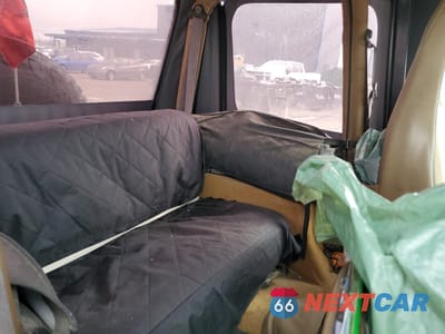 Zdjęcie 11 z 13 samochodu: 1995 JEEP WRANGLER / YJ S VIN:1J4FY19P1SP315144 - miniatura