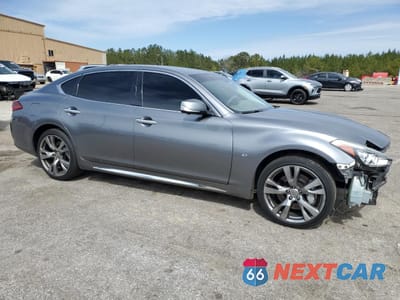 Czwarte zdjęcie samochodu z boku: 2015 INFINITI Q70L 3.7 VIN:JN1BY1PP2FM602140 - miniatura